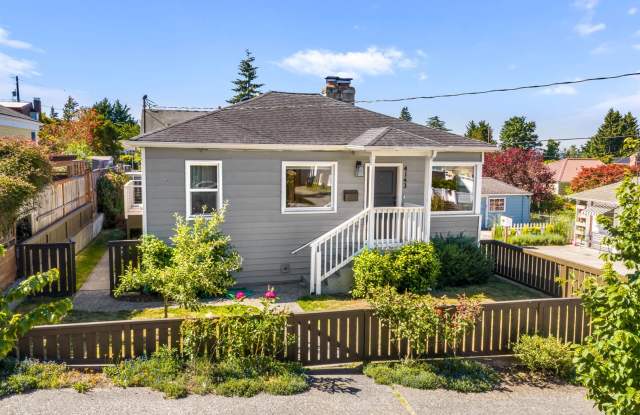 4 Bedroom West Seattle View Retreat | Fully Remodeled Home with Sound Views & RV Parking photos photos