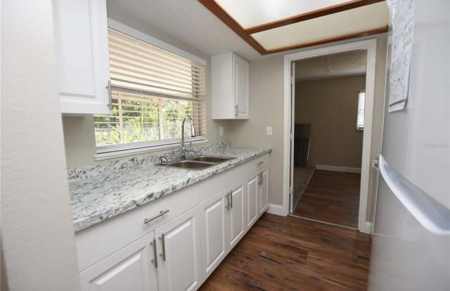1224 WATERVIEW Boulevard E Gallery 2