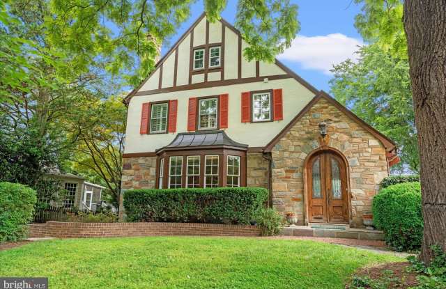 4613 LANGDRUM Lane photos photos