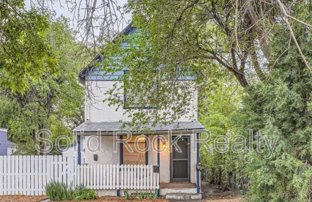 511 East Platte Avenue - 1 photos photos