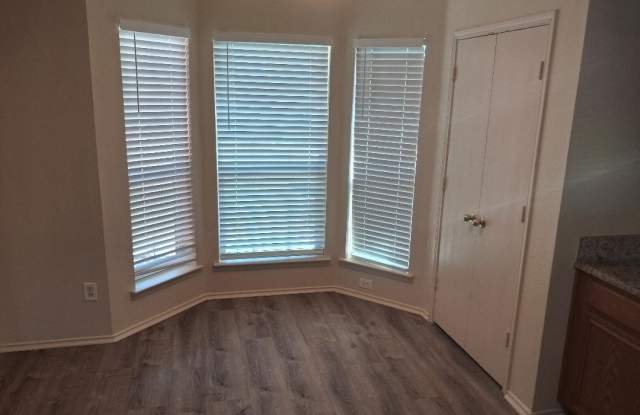 7310 Fossil Lake Drive Gallery 4
