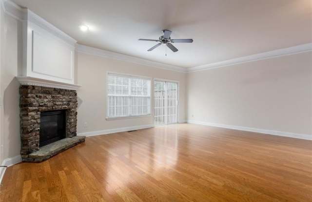 5231 Wellsley Bend photos photos