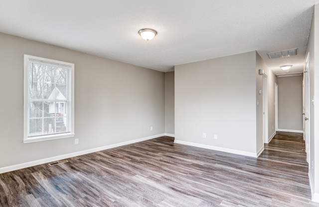SW Home, Appliances,  All Electric, Wrap around Deck! Gallery 4