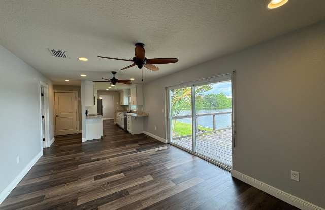 2937 Fountainhead Blvd photos photos