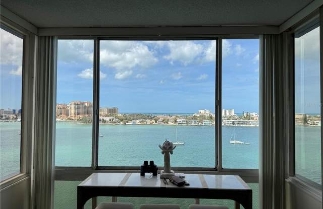 644 ISLAND WAY photos photos