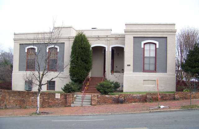 1 BR / 1 BA Church Hill Garden Apt. Sorry, No pets! Available Now! photos photos