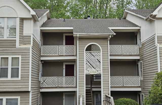 1004 Brookhollow Drive - 2 - 1004 Brookhollow Drive, Fayetteville, NC 28314