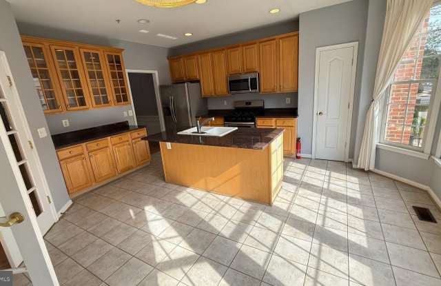 11904 CASTLEGATE Court unit: 46 Gallery 4
