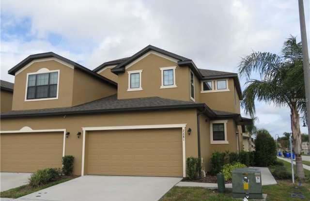 2481 SEVEN OAKS DRIVE - 2481 Seven Oaks Drive, St. Cloud, FL 34772