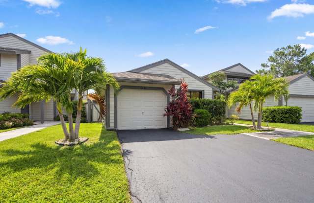 2482 Bedford Mews Drive photos photos