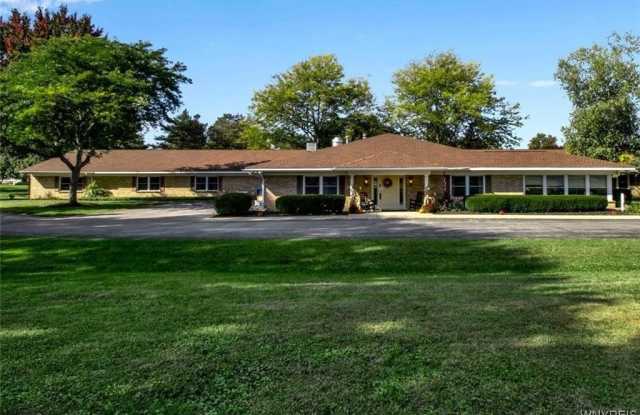 459 E Oak Orchard Street photos photos