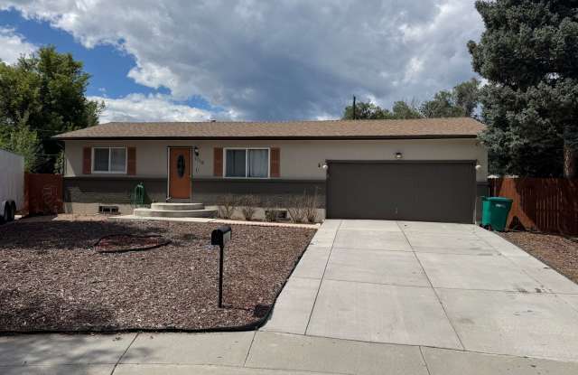 Beautiful 4 Bed 2 Bath in Stratmoor Valley photos photos