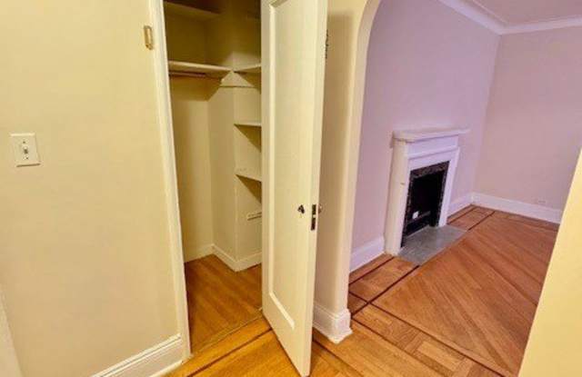 1 Broad Pkwy photos photos