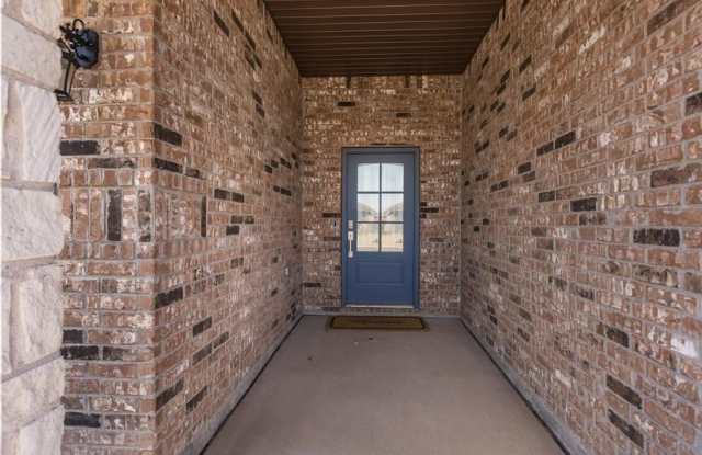 1208 Yancy Gallery 3