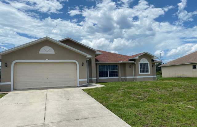 Coming soon  3 bedroom 2 bathroom single family home. photos photos