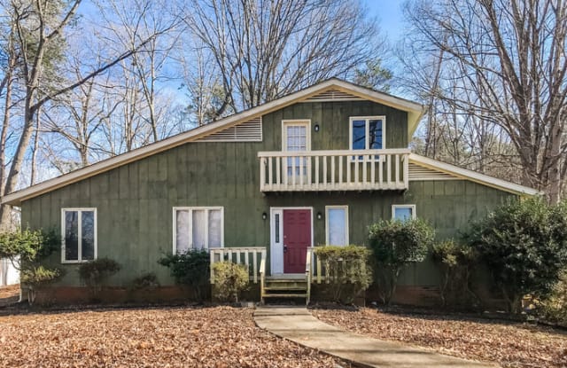 1701 Thornwood Lane - 1701 Thornwood Lane, Winston-Salem, NC 27040