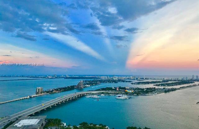 900 Biscayne Blvd - 900 Biscayne Boulevard, Miami, FL 33131