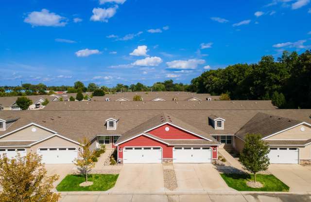 Redwood Fort Wayne Maplecrest Road Gallery 4
