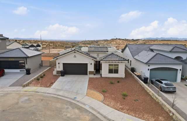 219 Emerald Brass photos photos