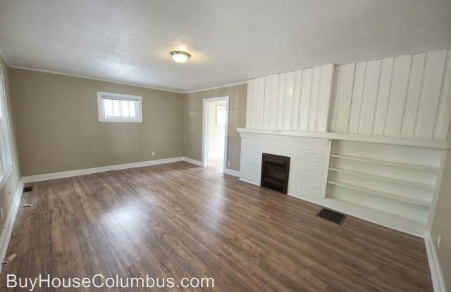 146 Columbian Ave Gallery 4