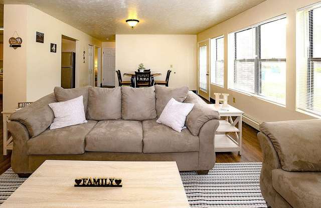 Parkstead Watertown at Thompson Park photos photos