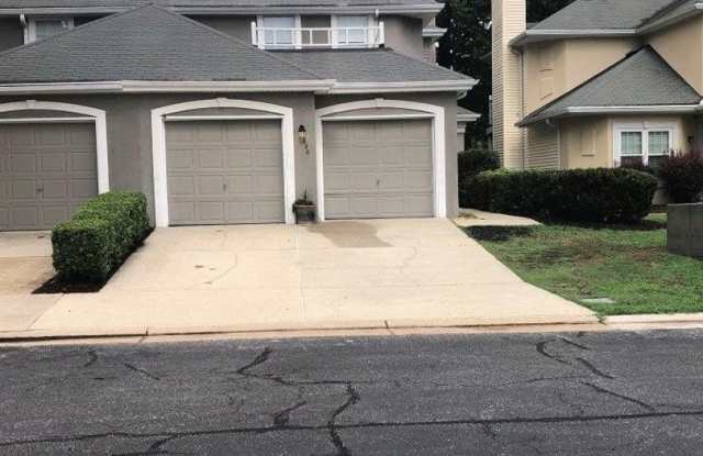 820 E. Willow Point Place, Newport News - Available NOW photos photos