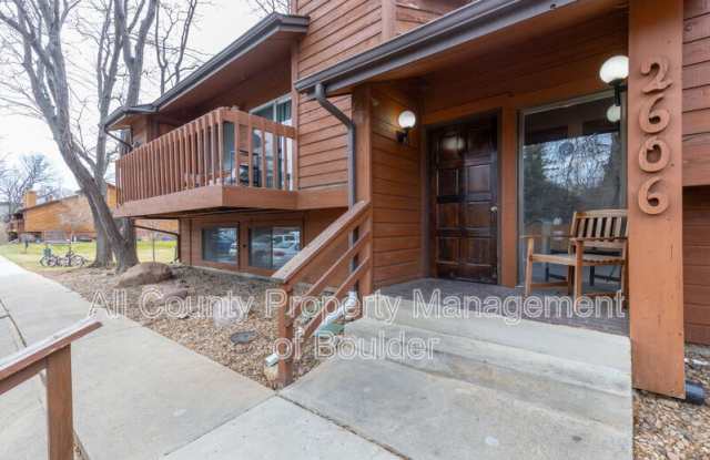 2606 Juniper Avenue photos photos