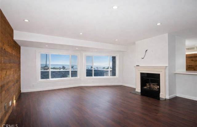 653 Manhattan Beach Boulevard Gallery 2