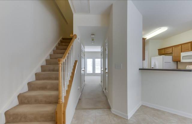 Beautiful 2/2.5 Townhome in Mauldin! Gallery 4