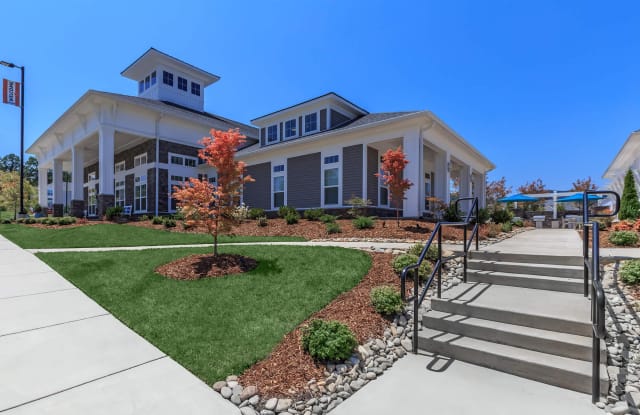 Riverstone Apartments at Long Shoals Gallery 4