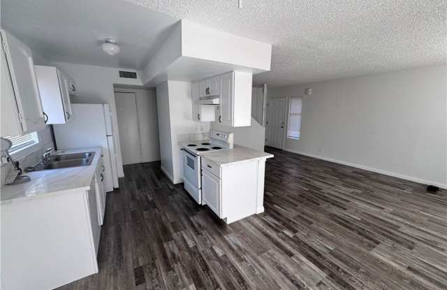 5245 Golden Lane photos photos