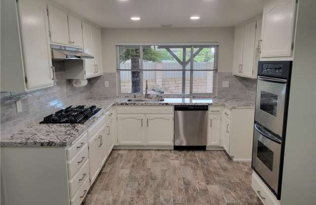 10651 Baton Rouge Place Gallery 2