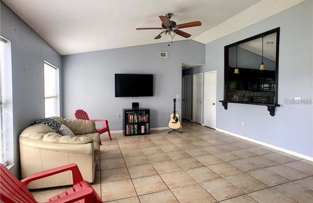 1117 DONCASTER COURT Gallery 2