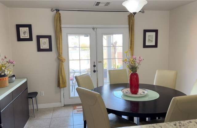 10218 Birch Bluff Lane Gallery 4