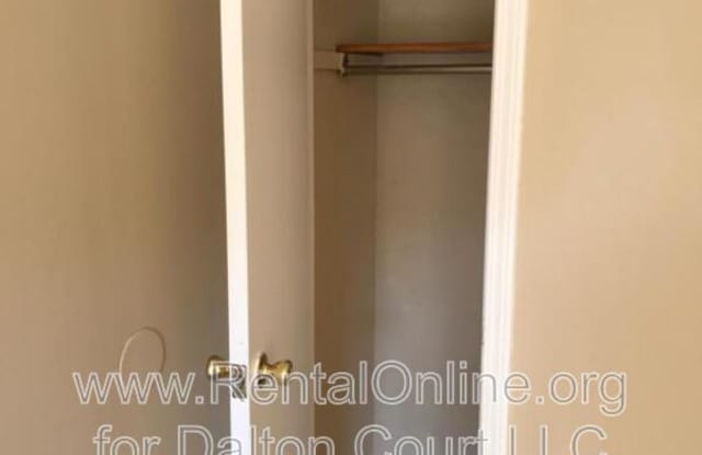 1811 Dalton Court Gallery 3