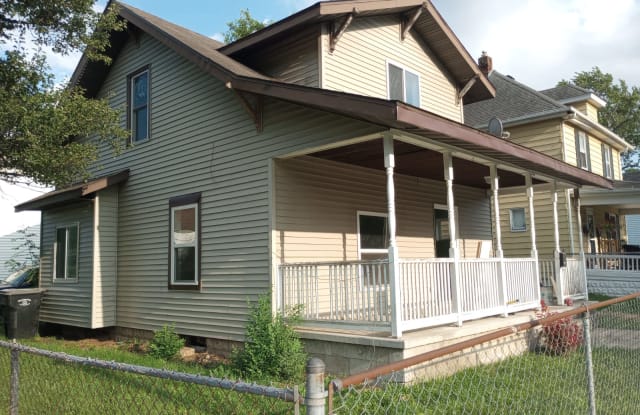 752 Diamond Avenue photos photos
