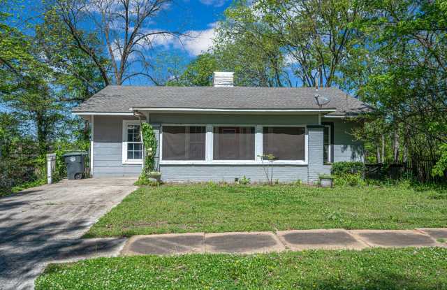 COMING SOON! 3 bedroom 2 bathroom for rent. Gallery 1