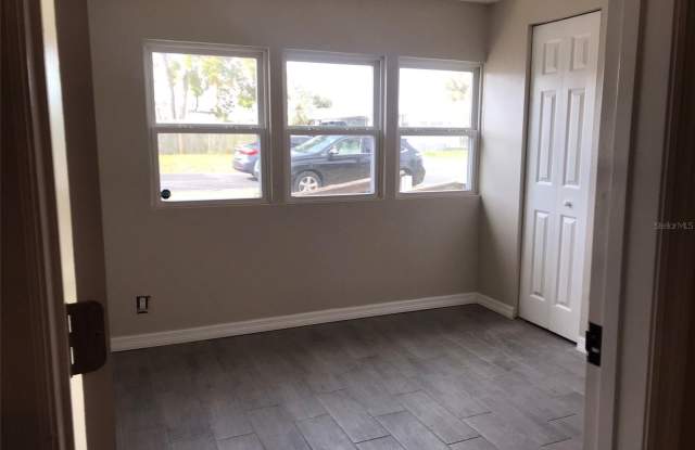 7037 LOFTY Drive Gallery 3