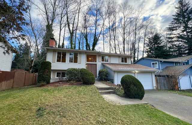 4Bd/1.75Ba Kirkland Home Gallery 3