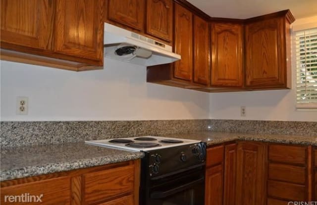 887 Victor Ave. - 887 Victor Avenue, Inglewood, CA 90302