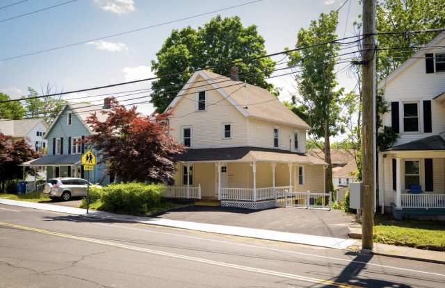 458 West Street - 458 West Street, Bristol, CT 06010 458 West Street - 458 West Street, Bristol, CT 06010