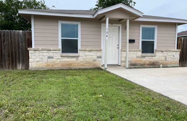 Cute South San Antonio Home 3-Bedroom, 2-bath – Move-In Ready! - 106 Carranza Street, San Antonio, TX 78225 Cute South San Antonio Home 3-Bedroom, 2-bath – Move-In Ready! - 106 Carranza Street, San Antonio, TX 78225