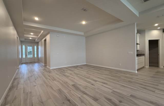 4753 Terrace Bluff Street Gallery 4