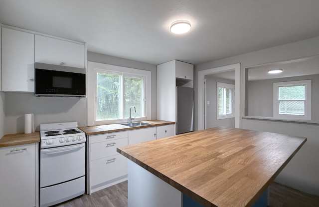 12060 10th Avenue South photos photos