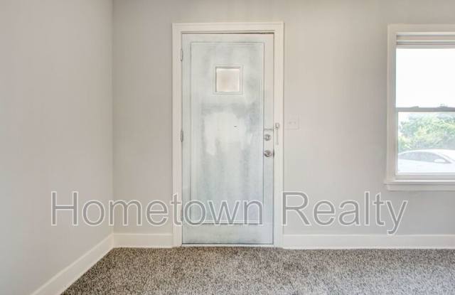 527 W Dill Street Gallery 3