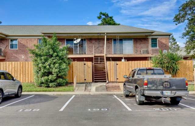 528 Georgetown Drive Gallery 1