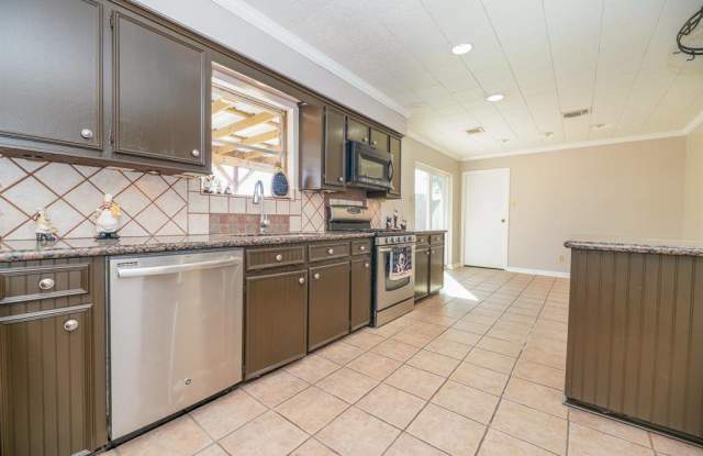 3615 Raindrops Road Gallery 2