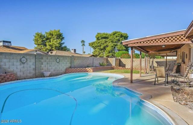 2319 E LOMA VISTA Drive photos photos 2319 E LOMA VISTA Drive photos photos