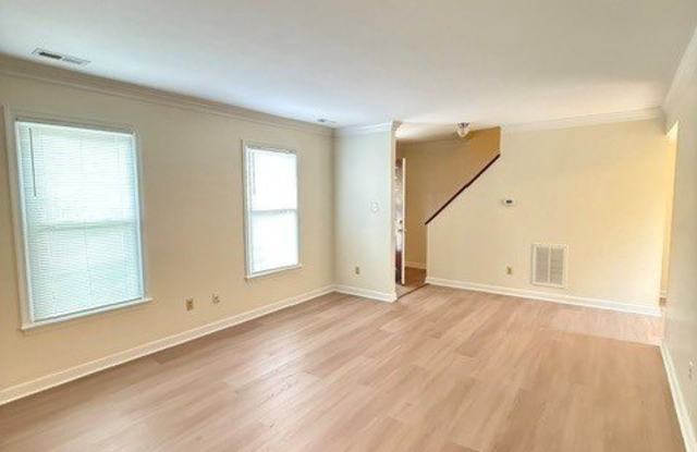 10405 Gibsons Landing Drive Gallery 4