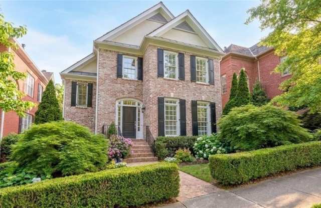 704 Longleaf Drive NE Gallery 2
